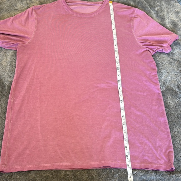 lululemon Fundamental T-Shirt
Breeze Dye Vintage Plum - Picture 2 of 5